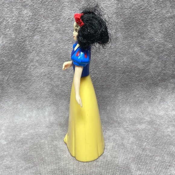 Vintage Disney Snow White McDonalds Happy Meal Toy Figurine 1995 - Picture 9 of 13